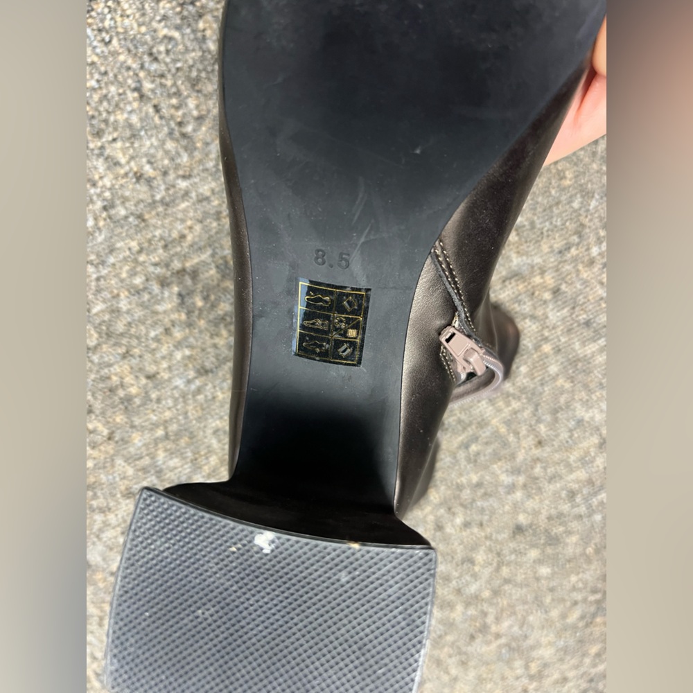 Jeffrey Campbell dark silver tone zip up stretchy square toe booties, sz 8.5 - Picture 6 of 9